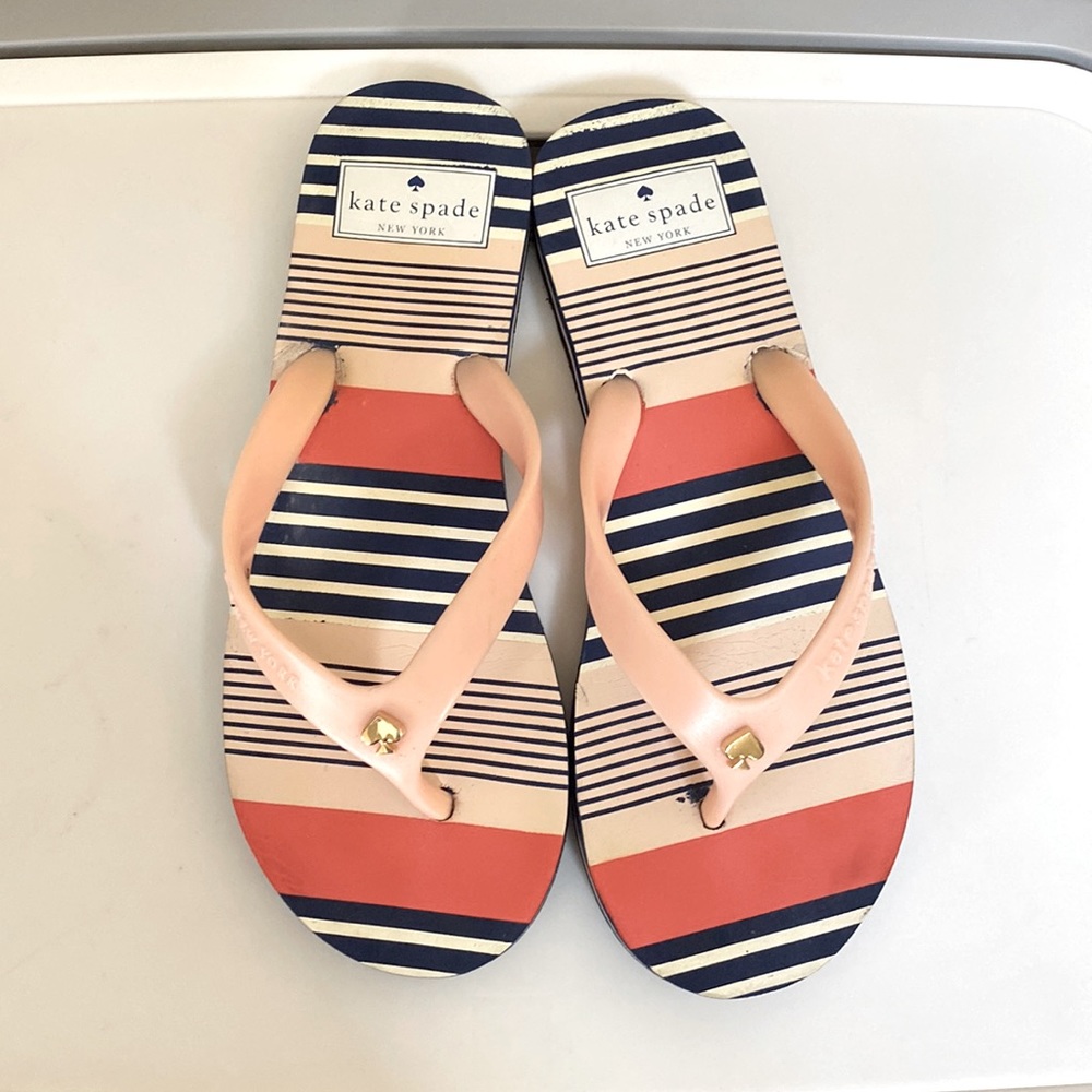 Kate Spade size 6 flip flops